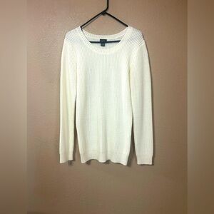 Rue21 Comfy Light Weight Sweater